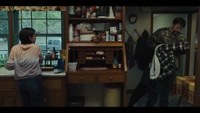 Mare_Of_Easttown_S01E01_mkv1192.jpg
