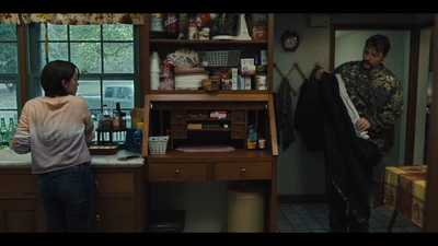 Mare_Of_Easttown_S01E01_mkv1193.jpg