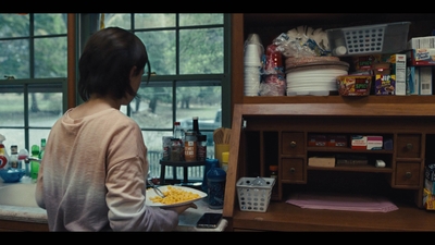 Mare_Of_Easttown_S01E01_mkv1227.jpg