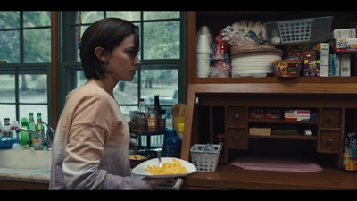 Mare_Of_Easttown_S01E01_mkv1228.jpg