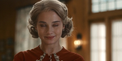 The_First_Lady_S01E10_mp46046.jpg